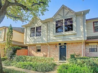 1313 Reddleshire Ln, Houston, TX 77043