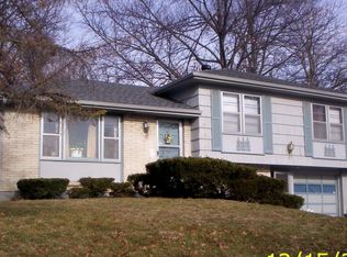 9207 Manchester Ave, Kansas City, MO 64138