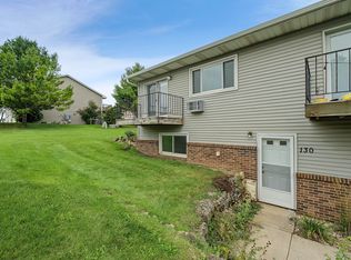 122-130 Maple Ct, Mount Horeb, WI 53572