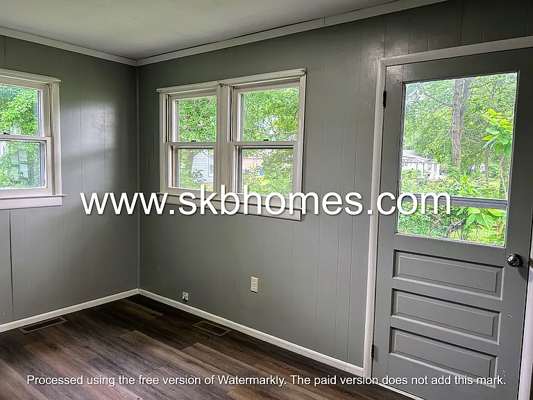 403 W 13th St — Photo 10