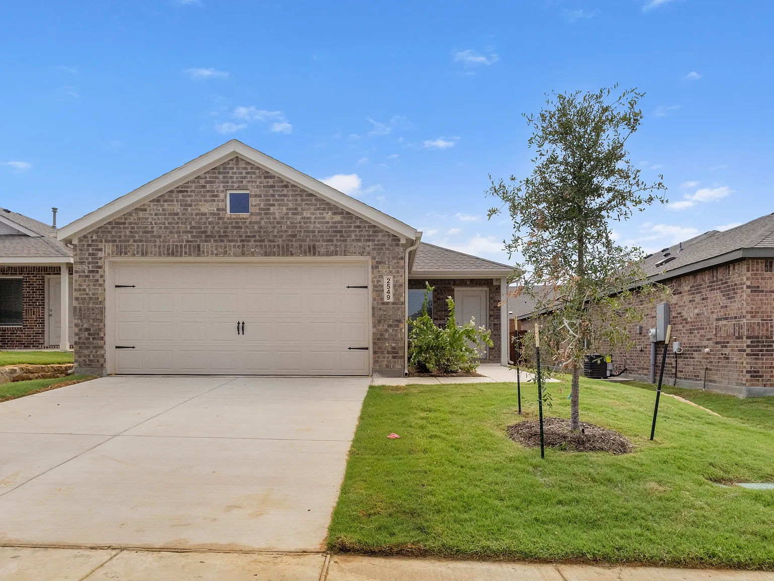 3 bed, 1461 sqft, $1,950 — Photo 1