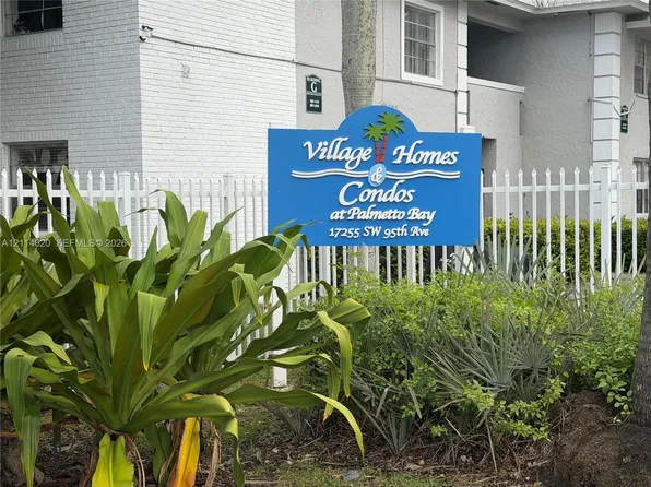 17255 SW 95th Ave, Palmetto Bay, FL