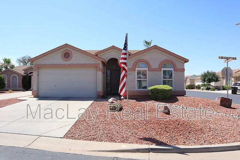 2 bed, 2.0 bath, 1083 sqft, $1,700 — Photo 1
