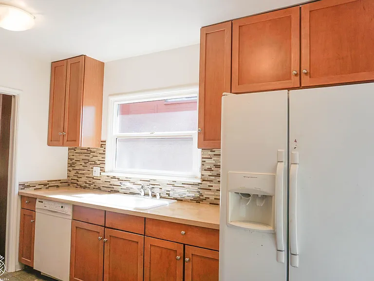 3244 Barham Blvd — Photo 8