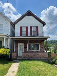 1008 1/2 Gaskill Ave, Jeannette, PA, 15644