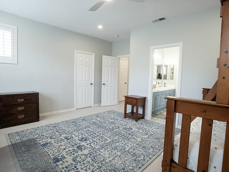 2548 Tuscany Way — Photo 21