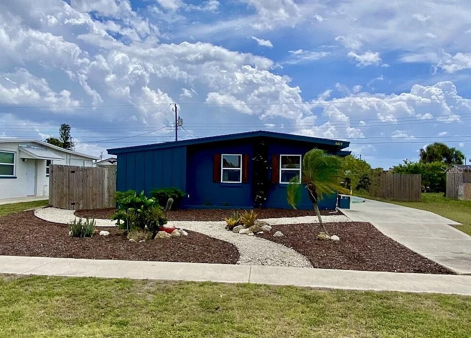 1st image of 8819 AERO AVENUE