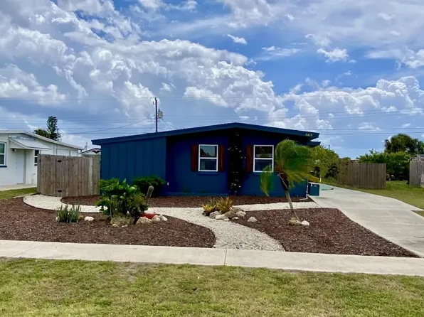 8819 Aero Ave, North Port, FL 34287