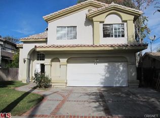 19541 Leadwell St, Reseda, CA 91335