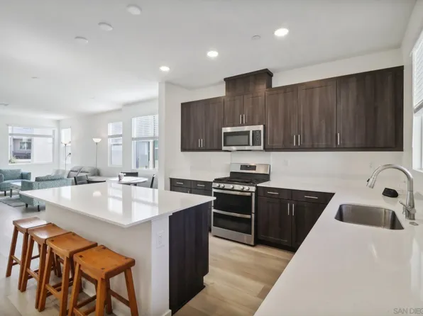 5481 Seacliff Pl Unit 94, San Diego, CA 92154