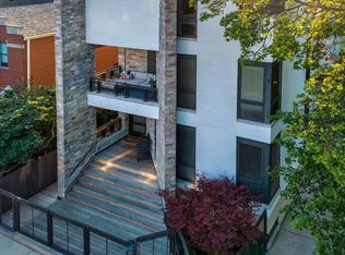 3124 N Leavitt St, Chicago, IL 60618