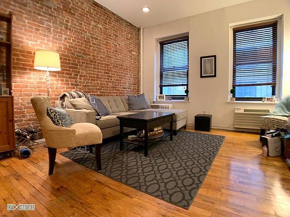 5th image of 244 E 77th St APT 7