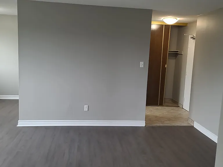 1 Humber Ct — Photo 18