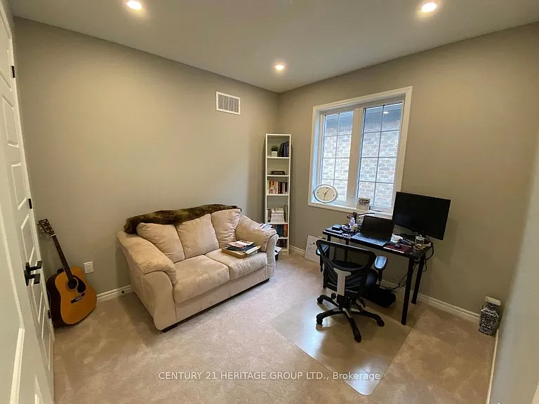 6 Morning Sparrow Dr #UPPER — Photo 16
