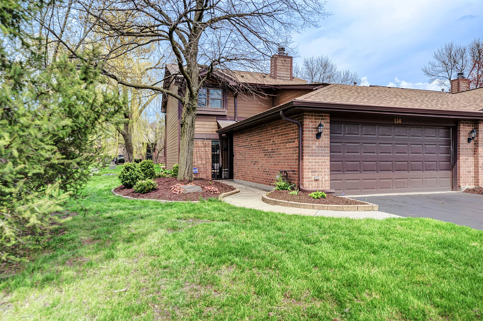 150 White Birch Ln photo 1