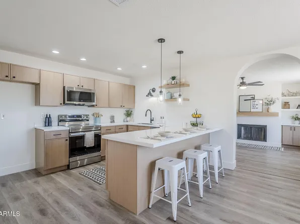 2337 E CONTESSA Street, Mesa, AZ 85213