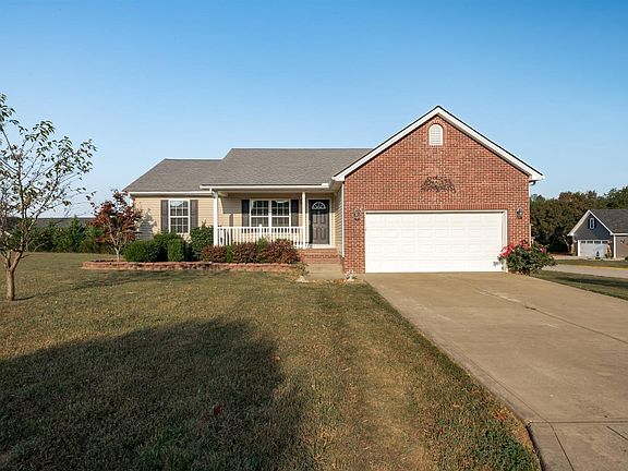 2nd image of 633 Saint Andrews Dr