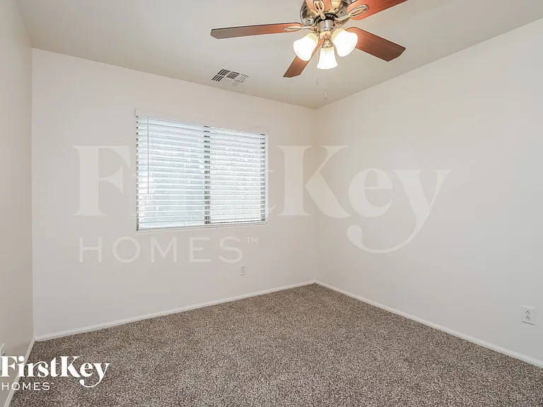 50 W Castle Rock Rd — Photo 11
