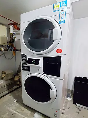 Rented by Rentall Group Inc | media 8