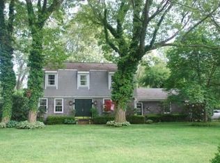 16 Peep Toad Ct, Seekonk, MA 02771