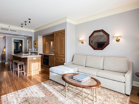 4th image of 2300 Deer Valley Dr E Unit 611