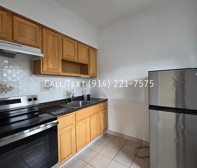 349 Walnut St #3F — Photo 4