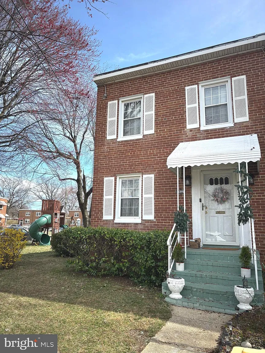 6315 Carrington Ct photo 1