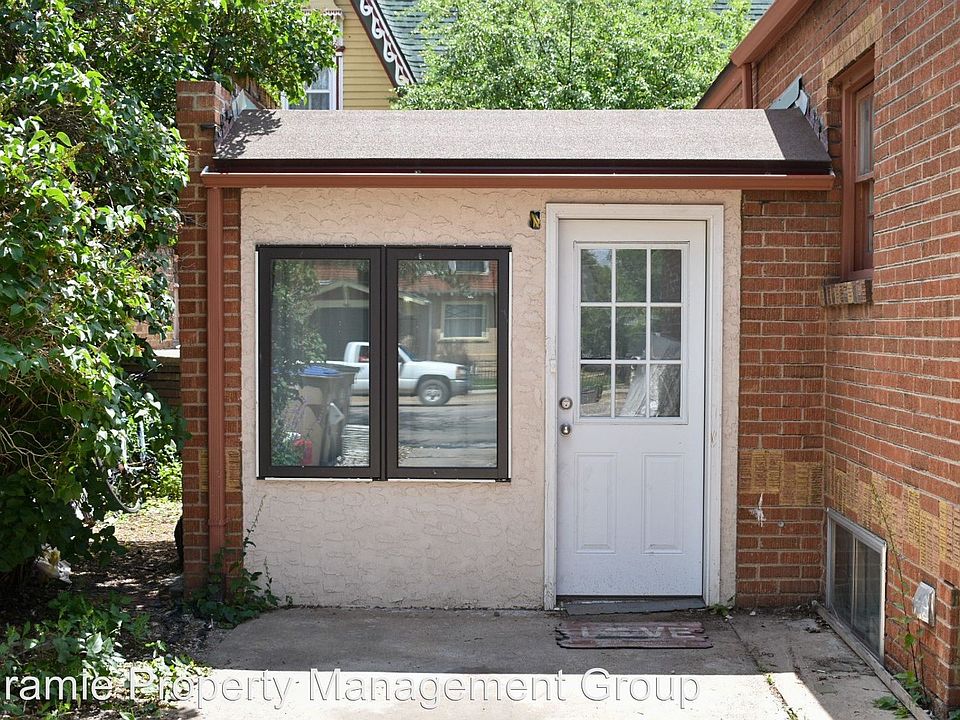 1st image of 918 E Grand Ave