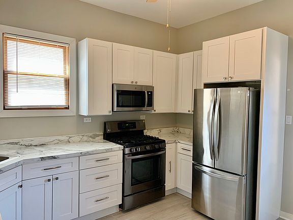 4th image of 3316 W North Ave #Southport2