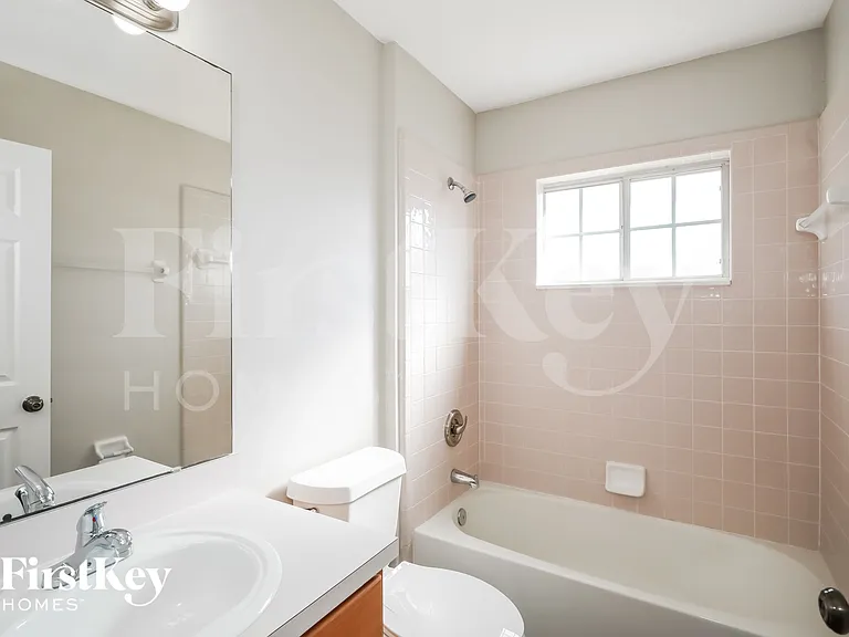 2262 Bristol Spring Ct — Photo 14
