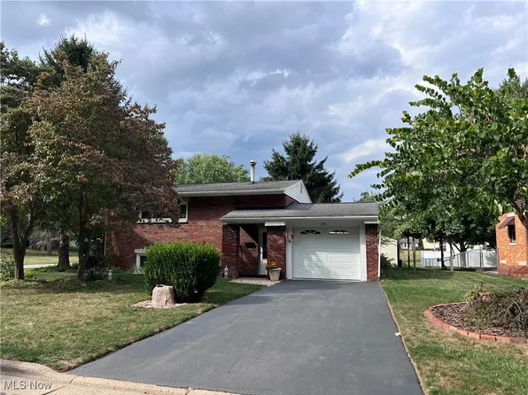 391 Main St SW, Brewster, OH 44613