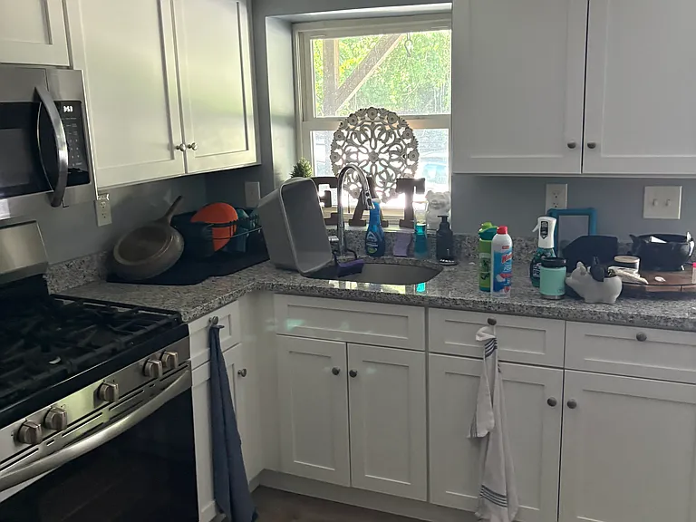 7-15 Liberty St #1 — Photo 1