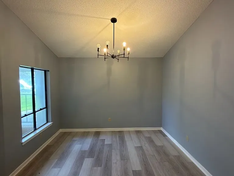 2620 Bent Hickory Cir — Photo 12