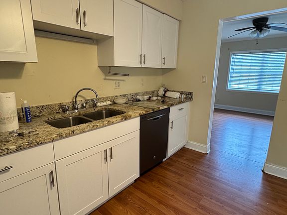 4th image of 3909 17th St N