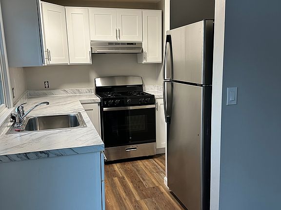 Kitchen - all new appliances