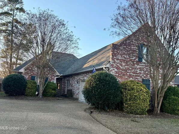 719 Esplanade Dr, Ridgeland, MS 39157