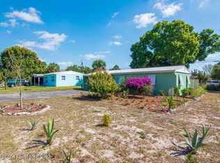 290 6th Dr SW, Vero Beach, FL 32962