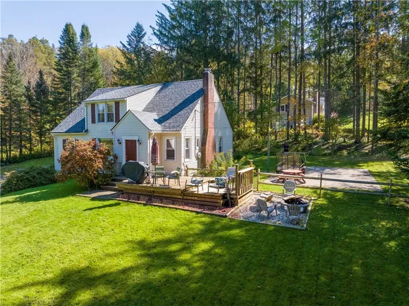 106 Thompson Rd, Norwich, NY 13815