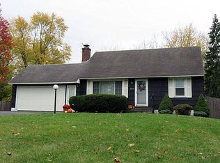 151 Kendall Dr W, East Syracuse, NY 13057