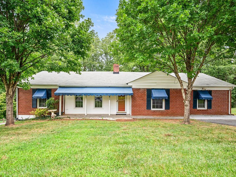 1st image of 3819 Moorman Dr
