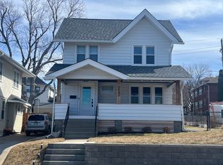 3083 S 33rd St, Omaha, NE 68105