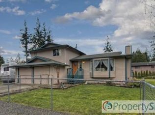 16905 W Lake Goodwin Rd, Stanwood, WA 98292