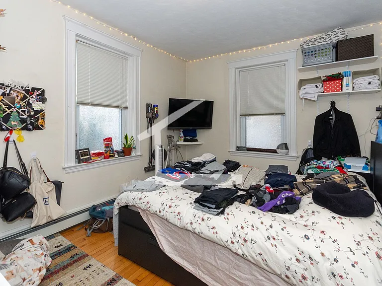 69 Babcock St #2B — Photo 3