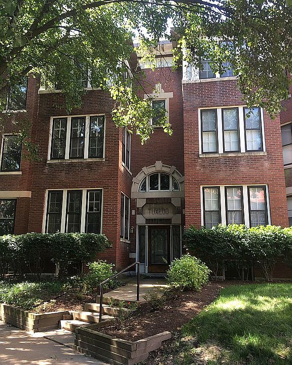 1st image of 5858 Nina Pl APT 2E