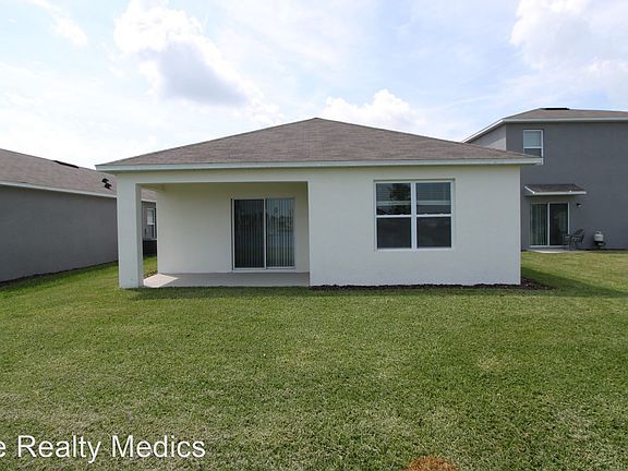4th image of 2921 Sime St