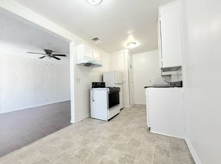 8510 S San Pedro St, Los Angeles, CA 90003
