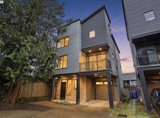 10415 SW 46th Pl #A, Portland, OR