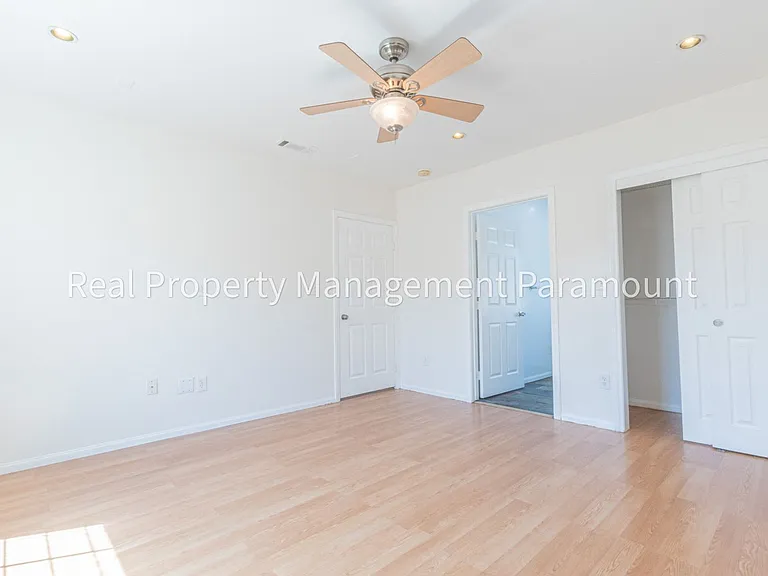 3248 W. 111th Street — Photo 12