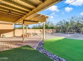 86 E Calle Trona, Green Valley, AZ 85614