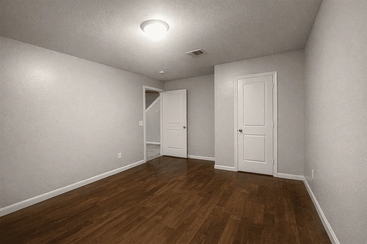 4 bed, 1250 sqft, $1,050 — Photo 4
